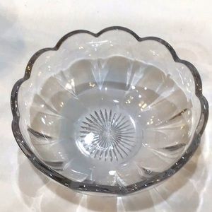 Antique A H Heisey Scalloped Edge Crystal Thumb Print Bowl